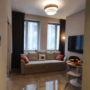 https://pink-maison-milano-centro-piazza-diaz-duomo.it-lombardy.com
